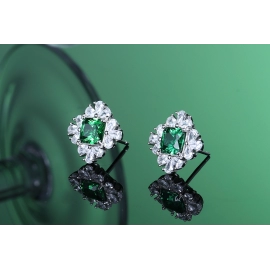  New Women's  Sterling Silver Emerald Green Stud Earrings Sparkling Wedding Party Engagement Gifts